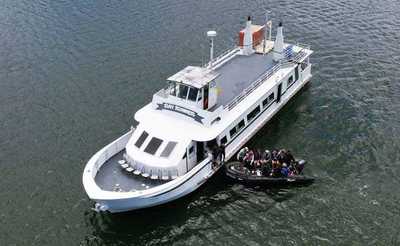 Boat carousel image